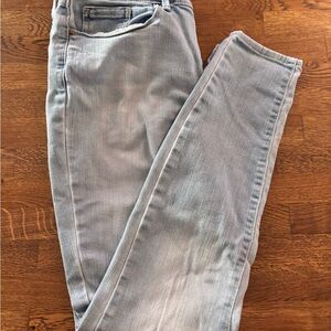 Signature by Levi Strauss Light Blue Denim Jeans 30x30 women’s mid rise skinny